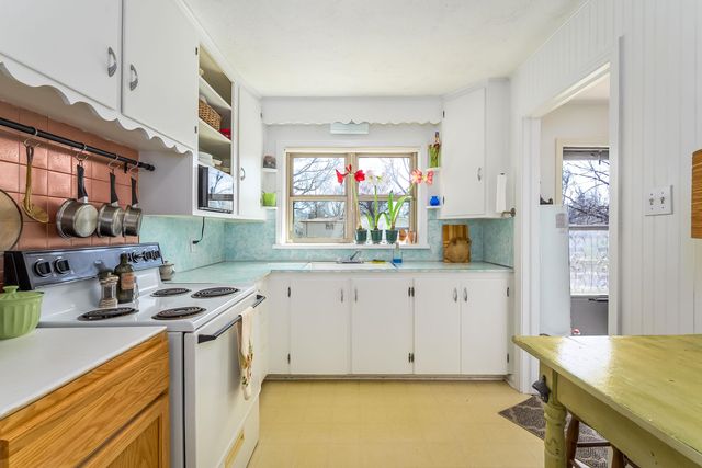 1335 W Olive, El Dorado, KS 67042