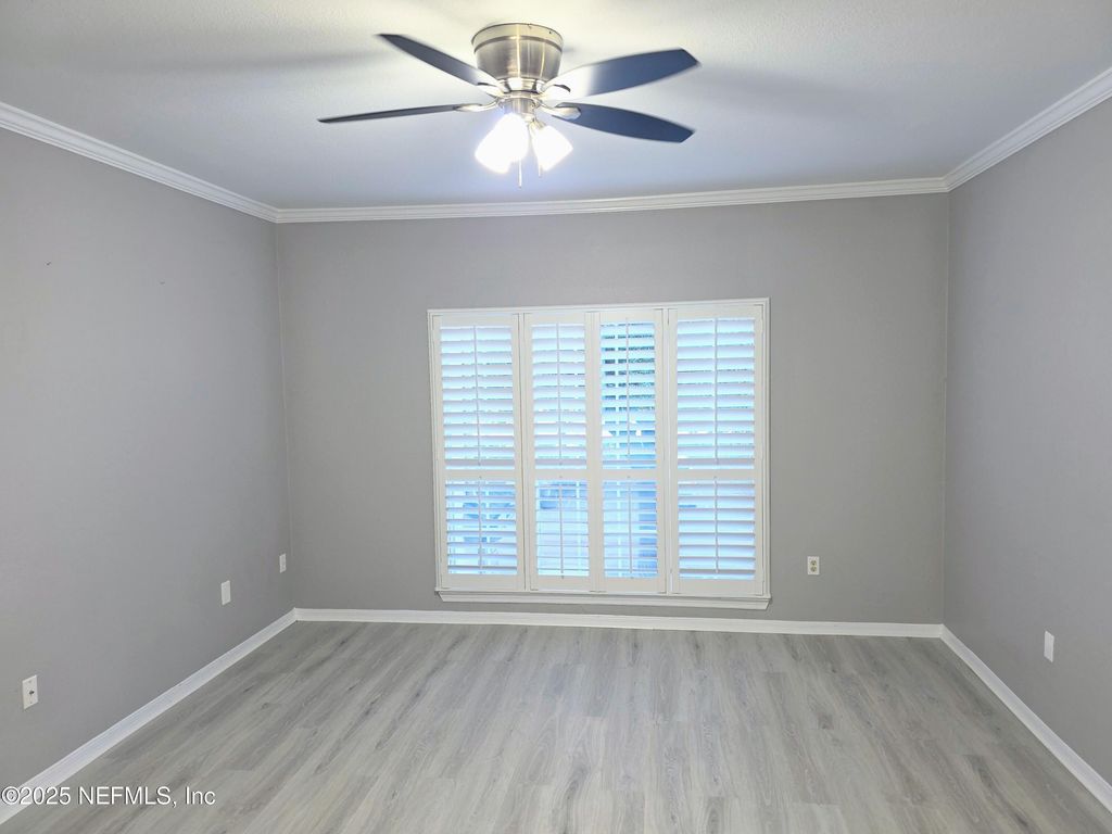 7800 POINT MEADOWS Drive 1525, Jacksonville, FL 32256