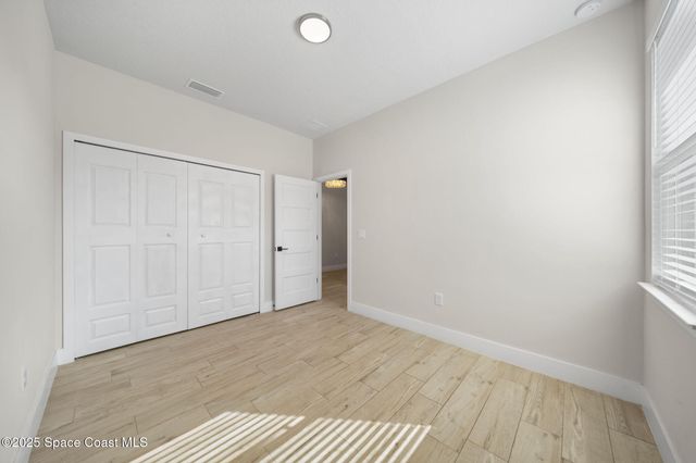 434 Borraclough Avenue NW, Palm Bay, FL 32907