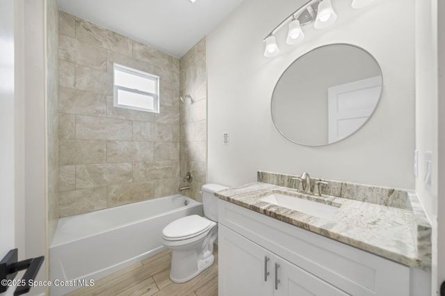 434 Borraclough Avenue NW, Palm Bay, FL 32907