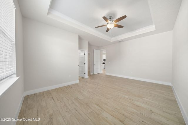 434 Borraclough Avenue NW, Palm Bay, FL 32907