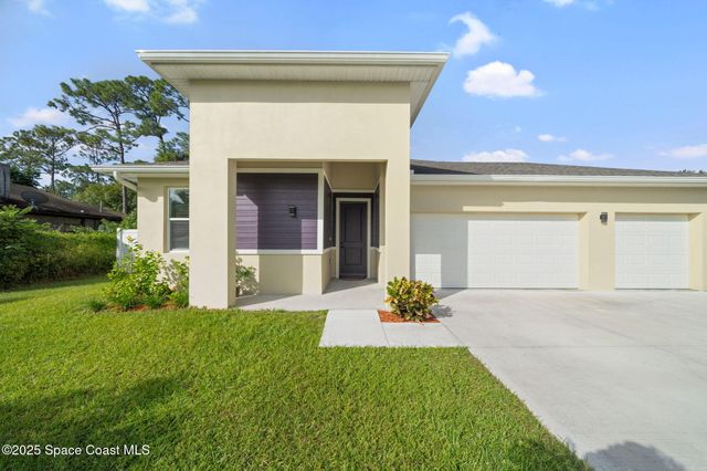 434 Borraclough Avenue NW, Palm Bay, FL 32907
