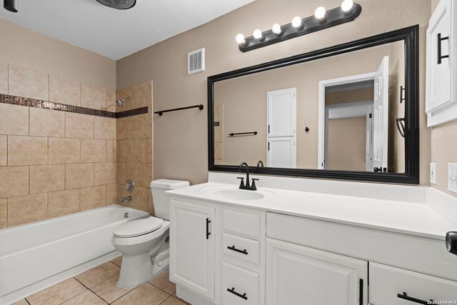 4119 Medical Dr Apt F208, San Antonio, TX 78229