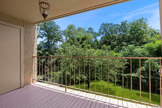 4119 Medical Dr Apt F208, San Antonio, TX 78229