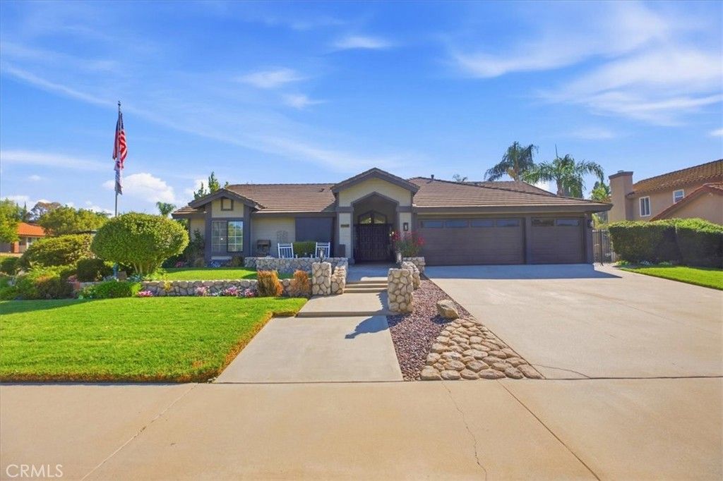 7008 Wood, Riverside, CA 92506 — exterior