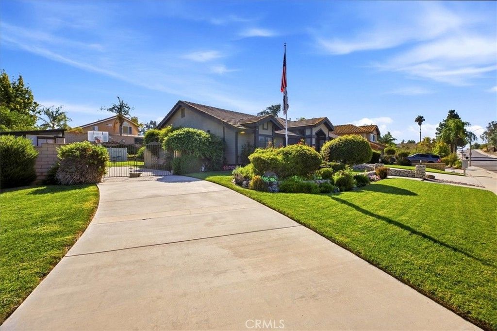 7008 Wood, Riverside, CA 92506 — photo 5