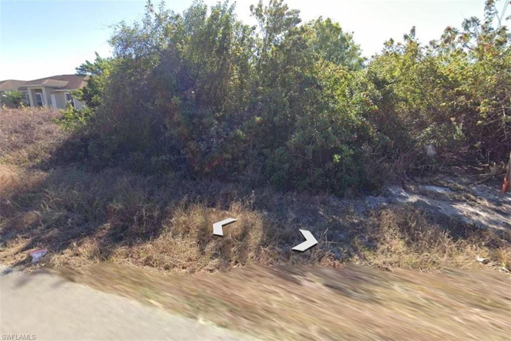 930 Dobbins ST E, LEHIGH ACRES, FL 33974 — photo 2