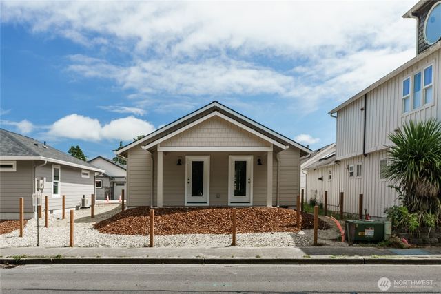 117 7th Street SW, Long Beach, WA 98631