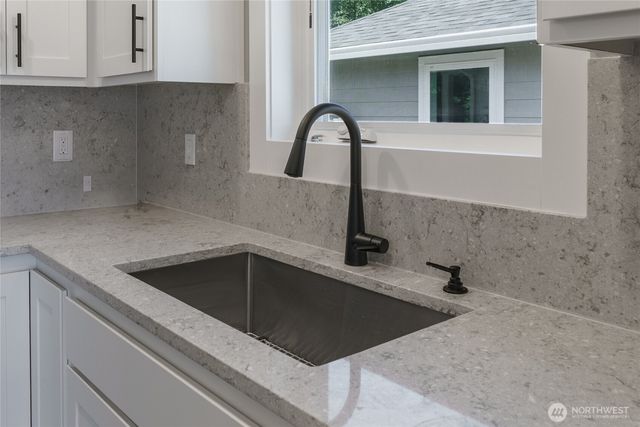 117 7th Street SW, Long Beach, WA 98631