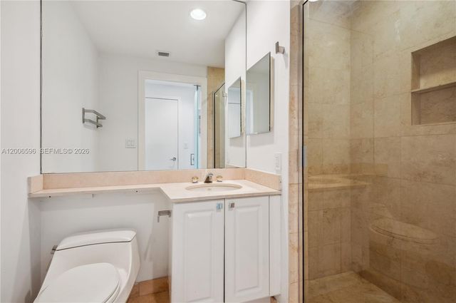 747 Crandon Blvd PH10, Key Biscayne, FL 33149