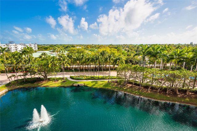 747 Crandon Blvd PH10, Key Biscayne, FL 33149