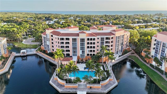 747 Crandon Blvd PH10, Key Biscayne, FL 33149