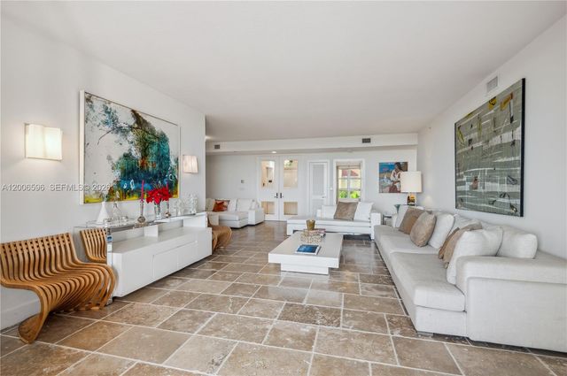 747 Crandon Blvd PH10, Key Biscayne, FL 33149