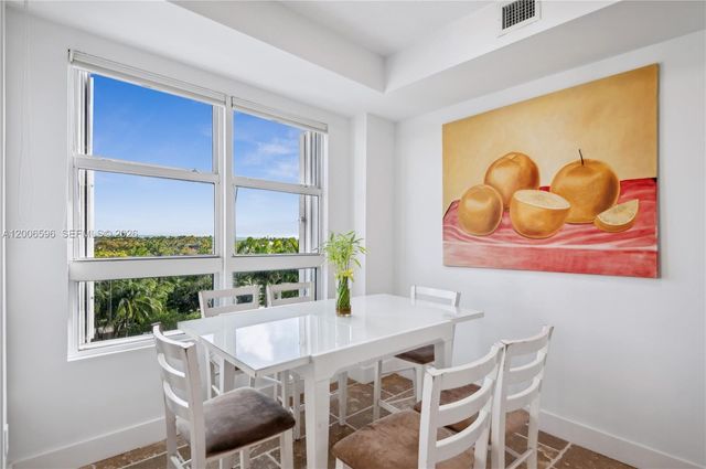 747 Crandon Blvd PH10, Key Biscayne, FL 33149