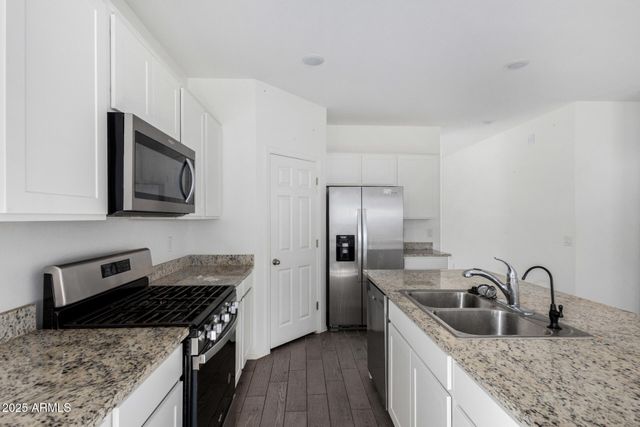 47859 W MOELLER Road, Maricopa, AZ 85139