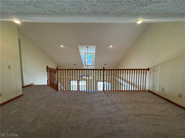 445 Calder Ridge Road, Belpre, OH 45714