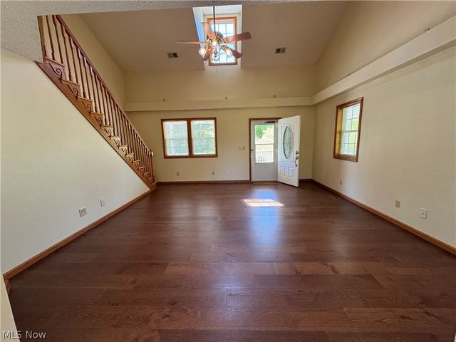 445 Calder Ridge Road, Belpre, OH 45714
