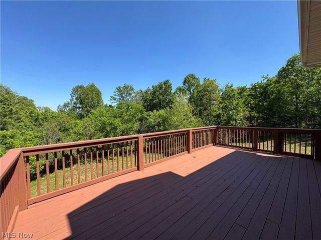 445 Calder Ridge Road, Belpre, OH 45714