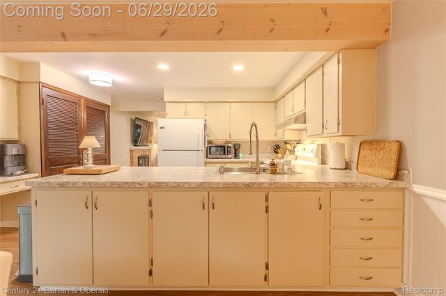 3312 Fairlane Street, Midland, MI 48642