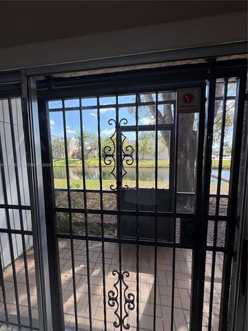 10353 N Kendall Drive BB2, Miami, FL 33176