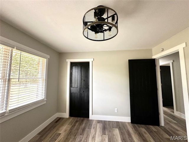 14501 County Road 2310, St James, MO 65559