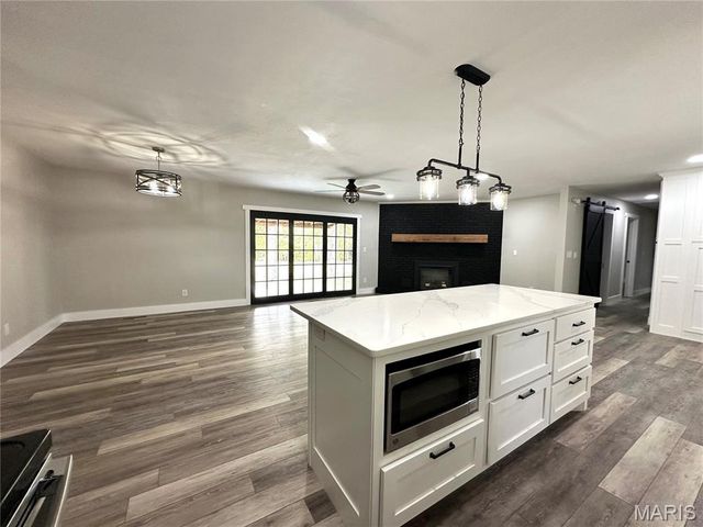 14501 County Road 2310, St James, MO 65559