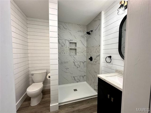 14501 County Road 2310, St James, MO 65559