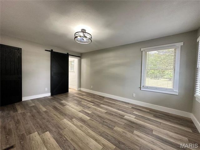 14501 County Road 2310, St James, MO 65559