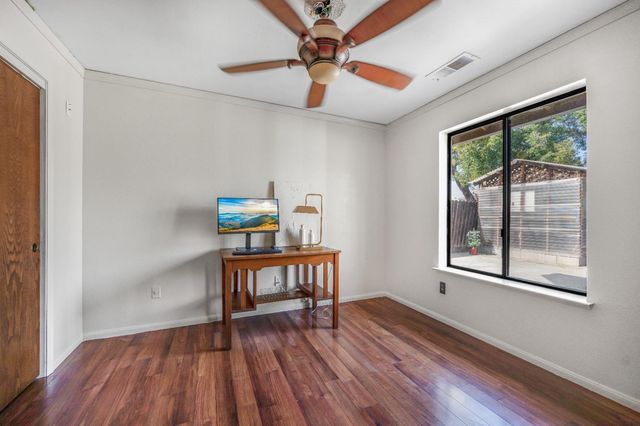 735 W Bullard Avenue, Clovis, CA 93612