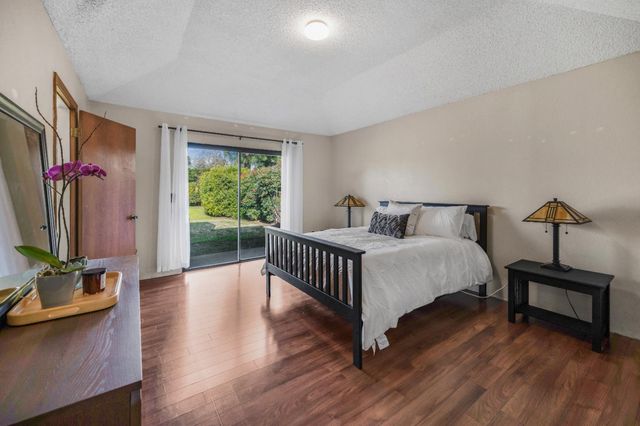 735 W Bullard Avenue, Clovis, CA 93612