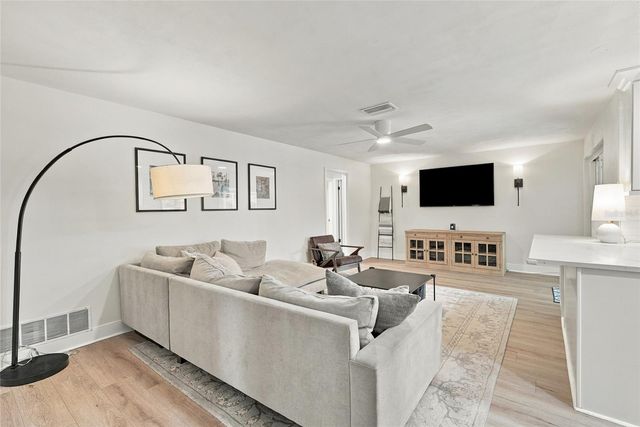 2259 EL DE ORO CIRCLE, Clearwater, FL 33764