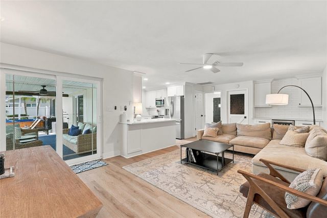 2259 EL DE ORO CIRCLE, Clearwater, FL 33764
