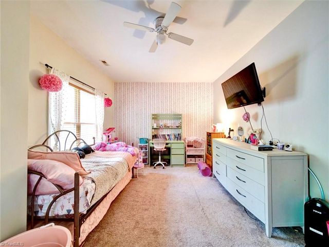 135 Boulder Ridge Drive, Denton, NC 27239