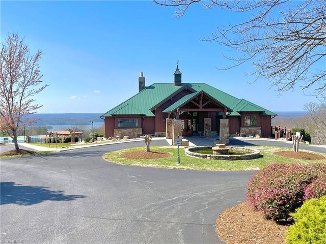 135 Boulder Ridge Drive, Denton, NC 27239