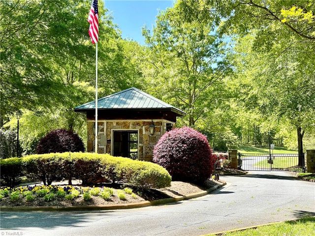 135 Boulder Ridge Drive, Denton, NC 27239