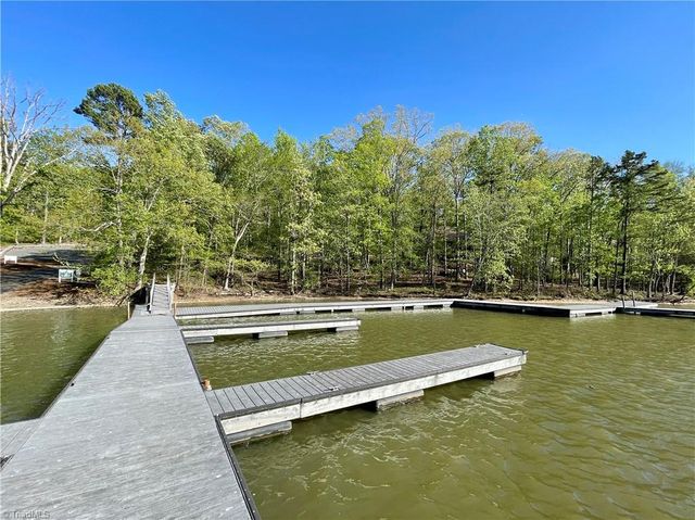 135 Boulder Ridge Drive, Denton, NC 27239