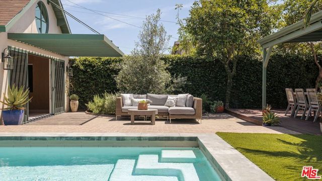3351 Garden Avenue, Los Angeles, CA 90039
