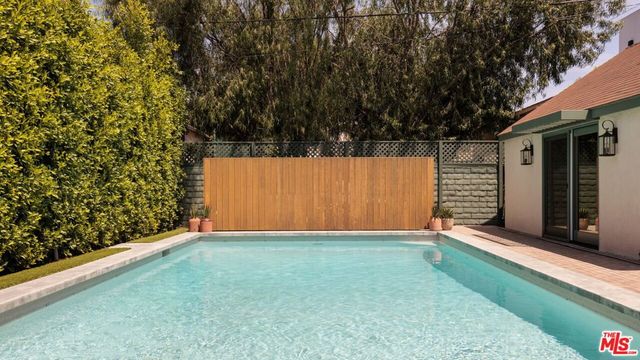 3351 Garden Avenue, Los Angeles, CA 90039
