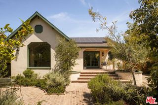 3351 Garden Avenue, Los Angeles, CA 90039
