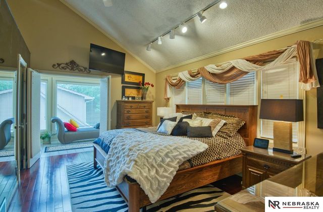 12357 Seward Street, Omaha, NE 68154
