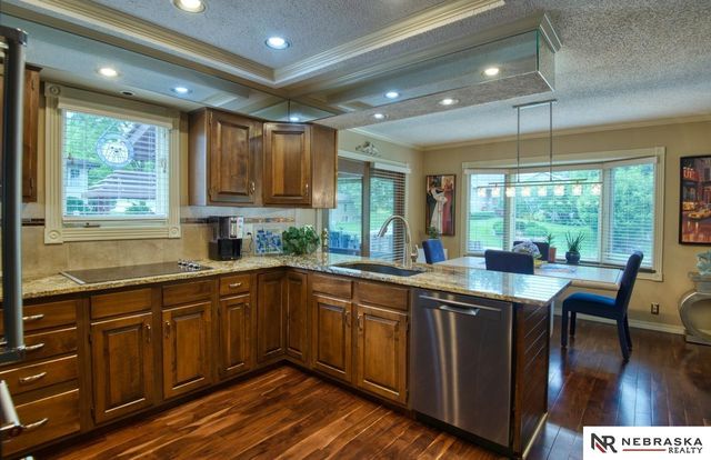 12357 Seward Street, Omaha, NE 68154