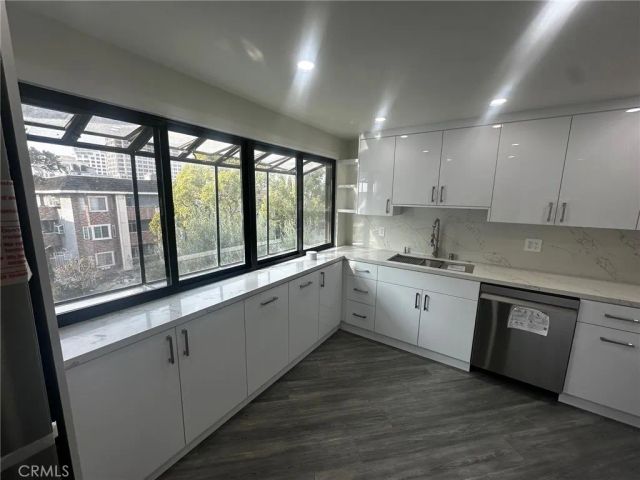 412 N Kenwood Street 301, Glendale, CA 91206