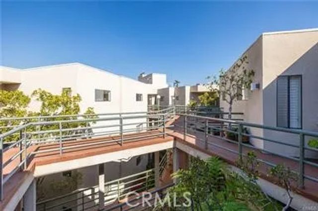 412 N Kenwood Street 301, Glendale, CA 91206