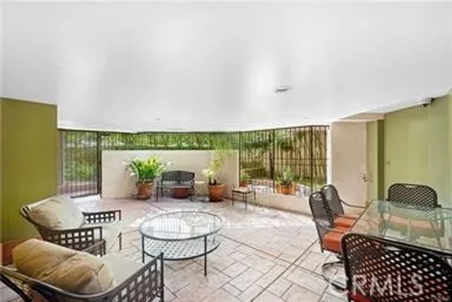 412 N Kenwood Street 301, Glendale, CA 91206
