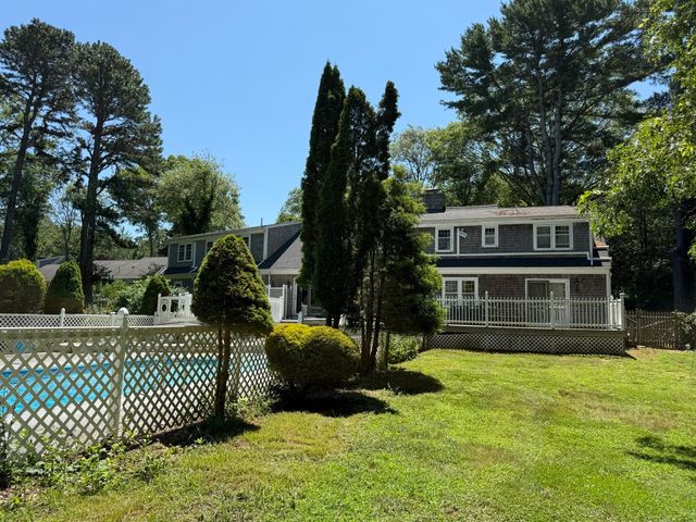 74 Holly Ridge Drive, Sandwich, MA 02563