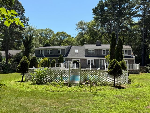 74 Holly Ridge Drive, Sandwich, MA 02563