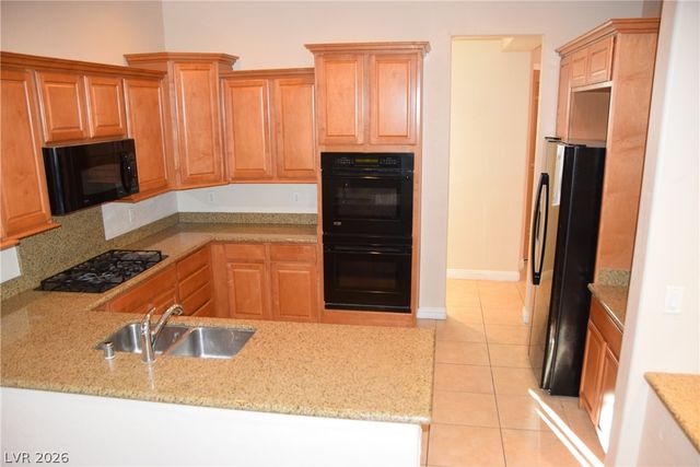 6904 Homing Pigeon Place, North Las Vegas, NV 89084