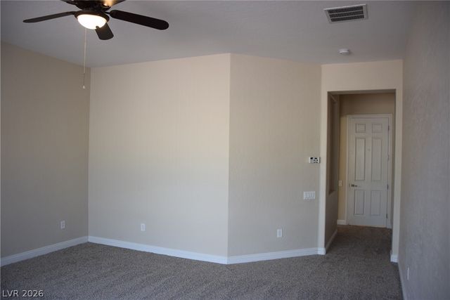 6904 Homing Pigeon Place, North Las Vegas, NV 89084