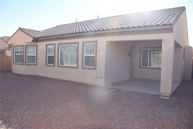 6904 Homing Pigeon Place, North Las Vegas, NV 89084