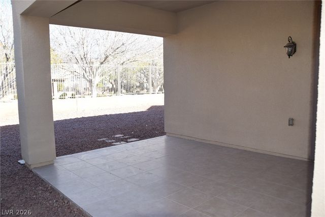 6904 Homing Pigeon Place, North Las Vegas, NV 89084